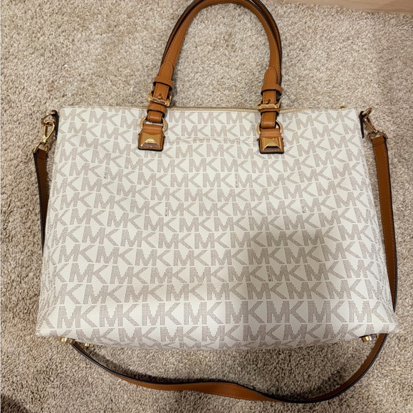Michael Kors Cream and Tan Logo Tote - Picture 3 of 5